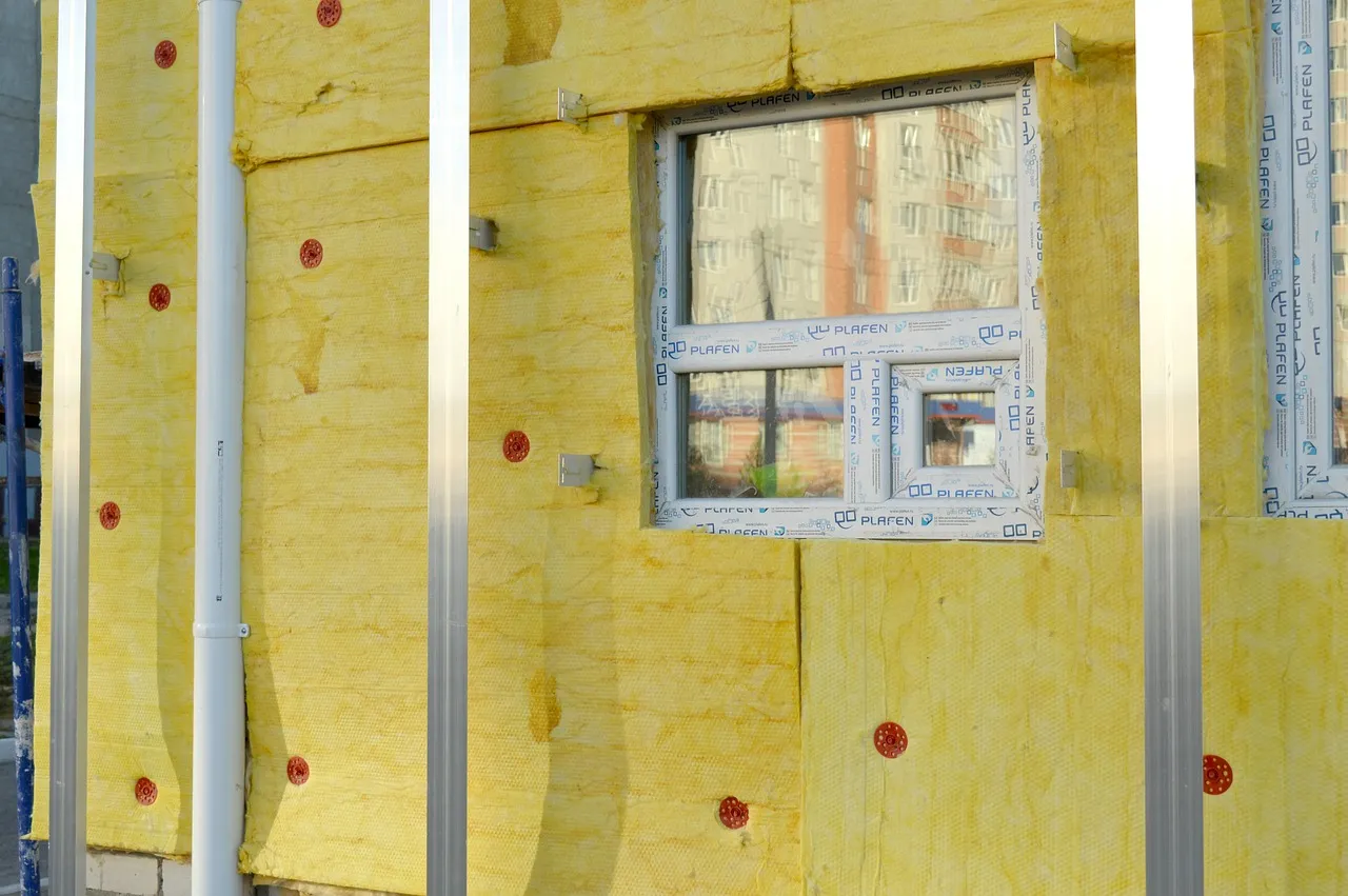 Home exterior showing insulated siding and energy-efficient windows in Minnesota