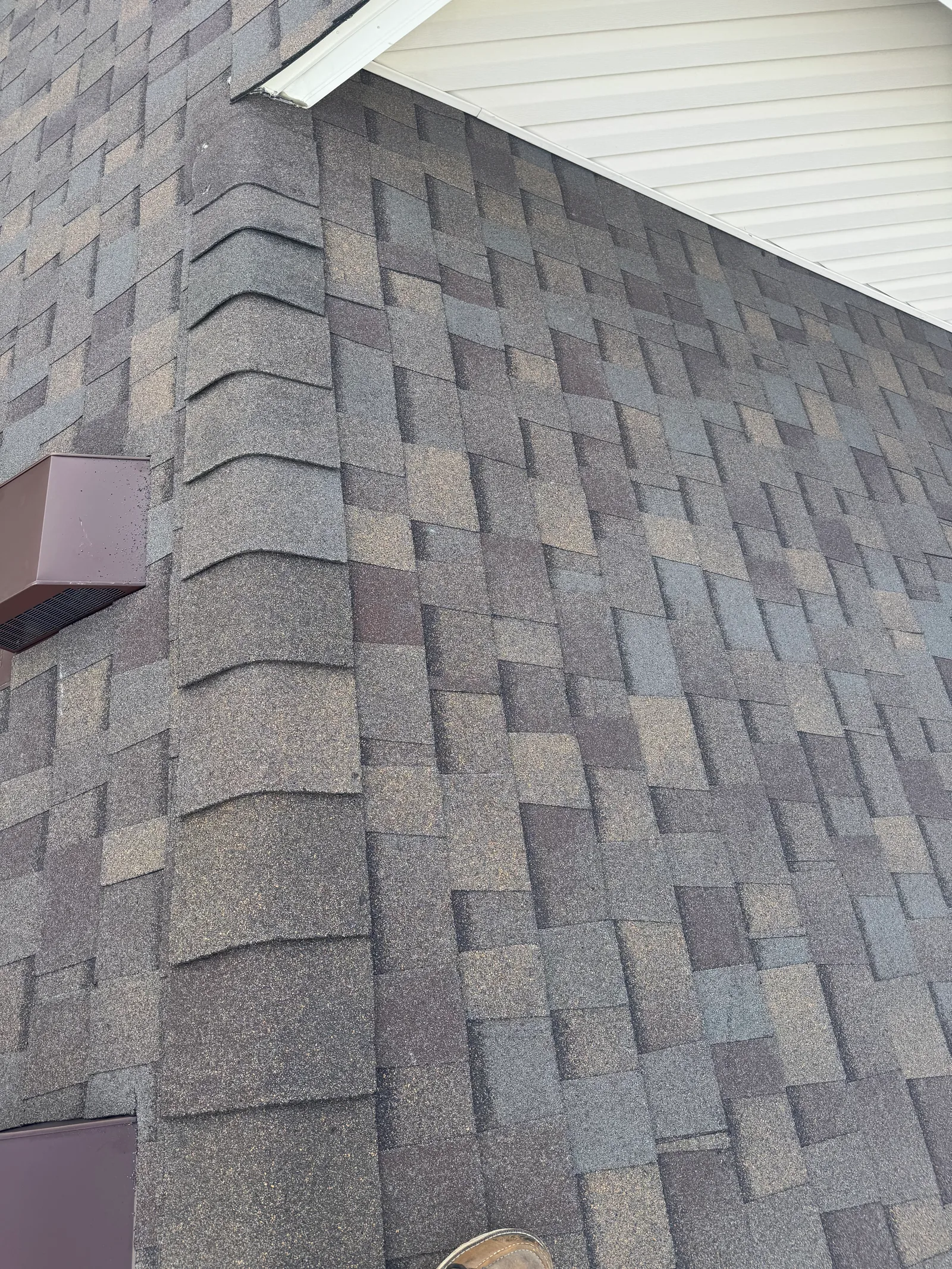 Closeup of a architectural shingle